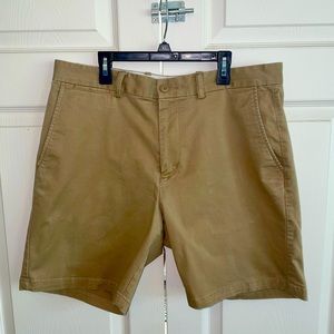 Old Navy Ultimate Slim Khaki Shorts